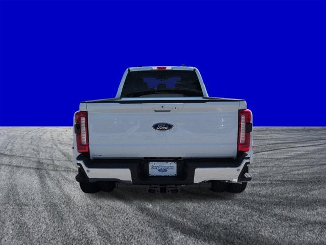 2026 Ford Super Duty F-350 DRW F-350® Lariat®
