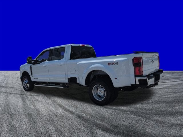 2026 Ford Super Duty F-350 DRW F-350® Lariat®