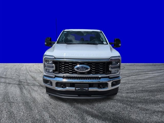 2026 Ford Super Duty F-350 DRW F-350® Lariat®