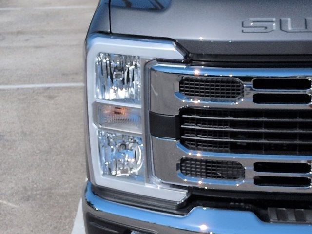 2026 Ford Super Duty F-350 DRW F-350® XLT