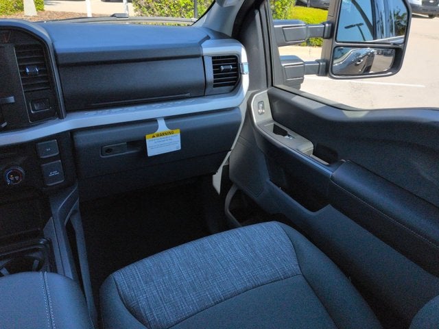 2026 Ford Super Duty F-350 DRW F-350® XLT