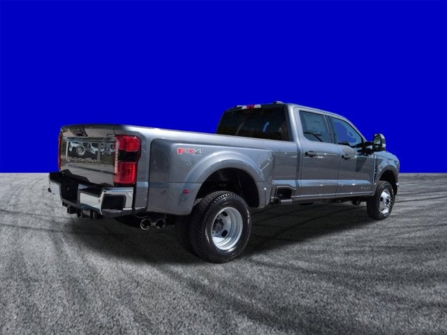 2026 Ford Super Duty F-350 DRW F-350® XLT