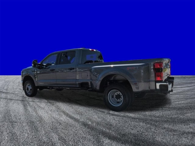 2026 Ford Super Duty F-350 DRW F-350® XLT