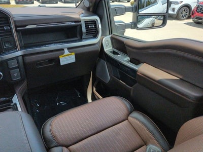 2026 Ford Super Duty F-350 DRW F-350® King Ranch®