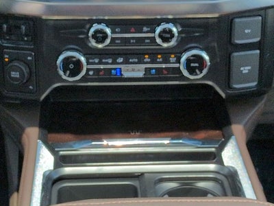 2026 Ford Super Duty F-350 DRW F-350® King Ranch®