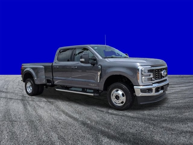 2026 Ford Super Duty F-350 DRW F-350® Lariat®