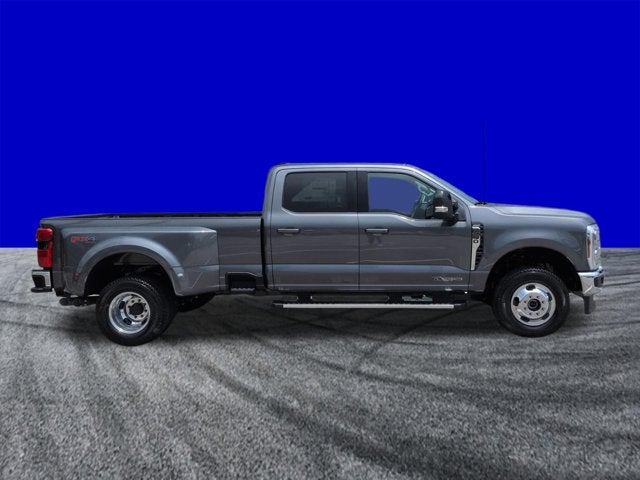 2026 Ford Super Duty F-350 DRW F-350® Lariat®
