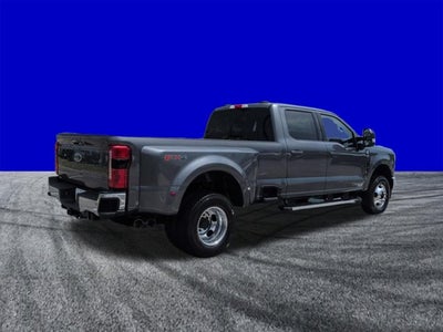 2026 Ford Super Duty F-350 DRW F-350® Lariat®