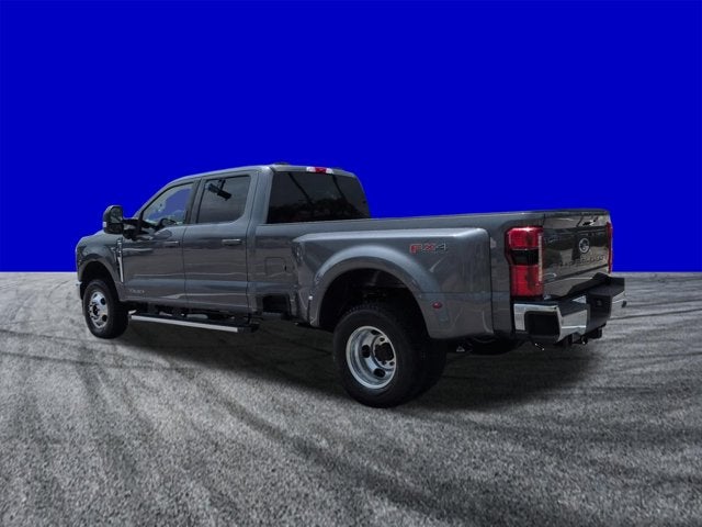 2026 Ford Super Duty F-350 DRW F-350® Lariat®
