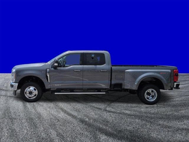 2026 Ford Super Duty F-350 DRW F-350® Lariat®