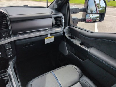 2026 Ford Super Duty F-350 DRW F-350® Platinum®