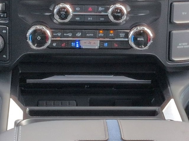 2026 Ford Super Duty F-350 DRW F-350® Platinum®