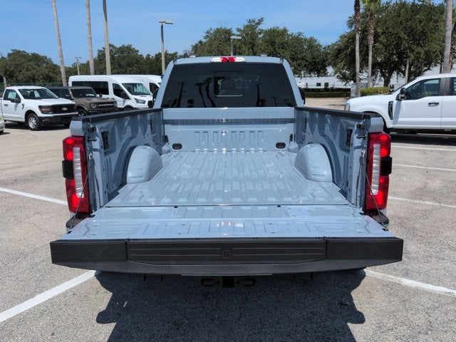 2026 Ford Super Duty F-350 DRW F-350® King Ranch®