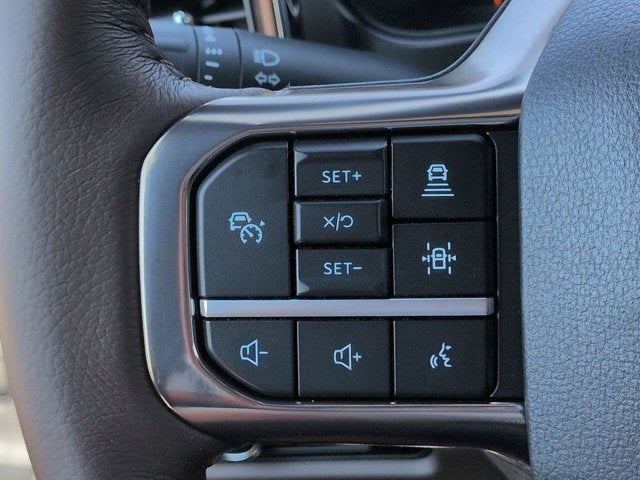 2026 Ford Super Duty F-350 DRW F-350® King Ranch®