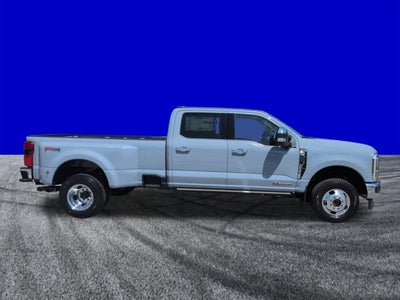 2026 Ford Super Duty F-350 DRW F-350® King Ranch®