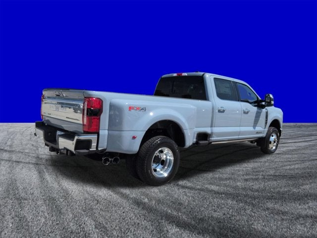 2026 Ford Super Duty F-350 DRW F-350® King Ranch®