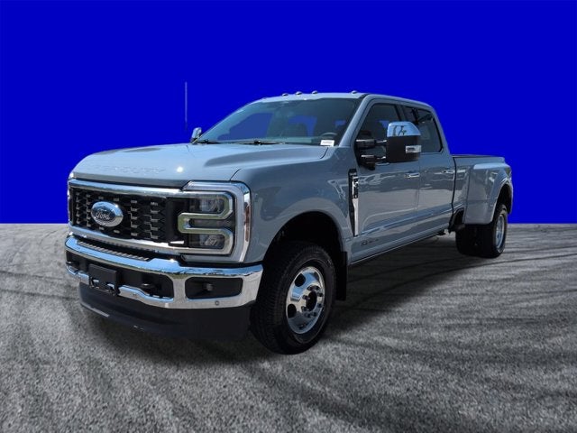2026 Ford Super Duty F-350 DRW F-350® King Ranch®