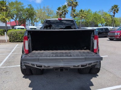 2017 Ford Super Duty F-350 DRW Platinum