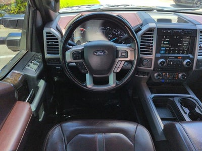 2017 Ford Super Duty F-350 DRW Platinum