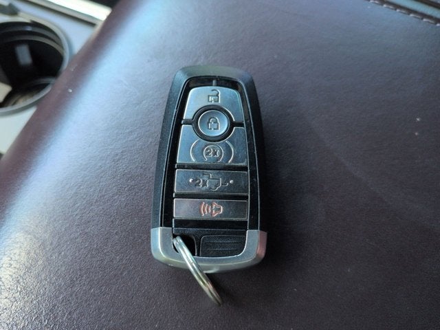 2017 Ford Super Duty F-350 DRW Platinum