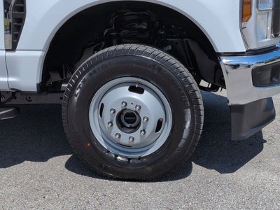 2026 Ford Super Duty F-350 DRW XL