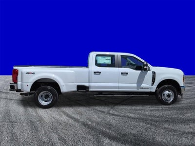 2026 Ford Super Duty F-350 DRW XL