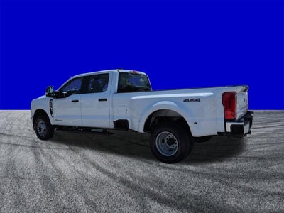 2026 Ford Super Duty F-350 DRW XL
