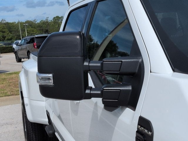 2026 Ford Super Duty F-350 DRW F-350® Platinum®
