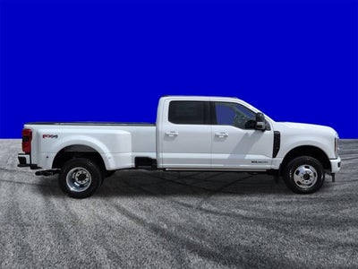 2026 Ford Super Duty F-350 DRW F-350® Platinum®