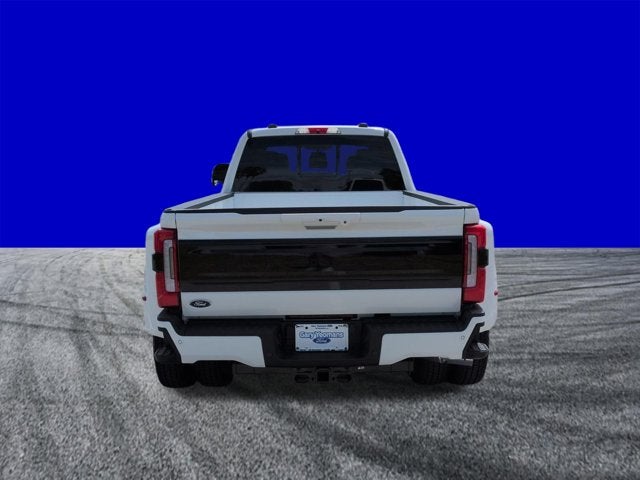 2026 Ford Super Duty F-350 DRW F-350® Platinum®