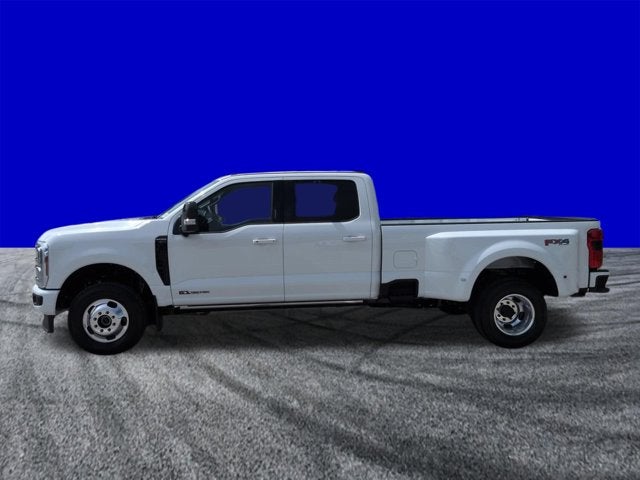 2026 Ford Super Duty F-350 DRW F-350® Platinum®