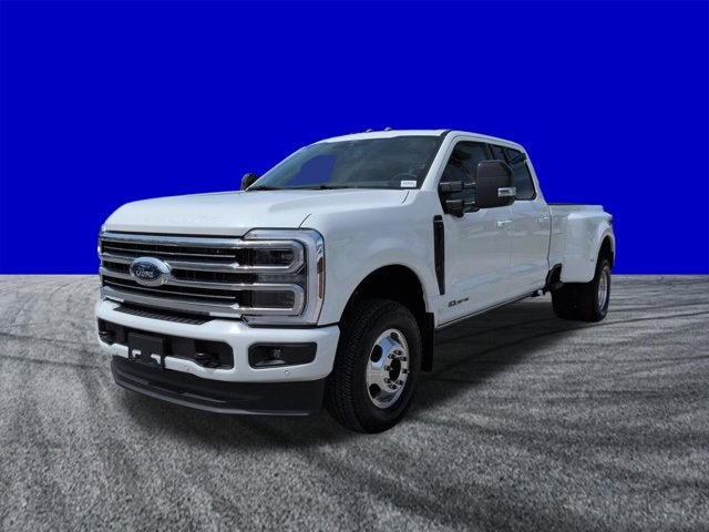 2026 Ford Super Duty F-350 DRW F-350® Platinum®