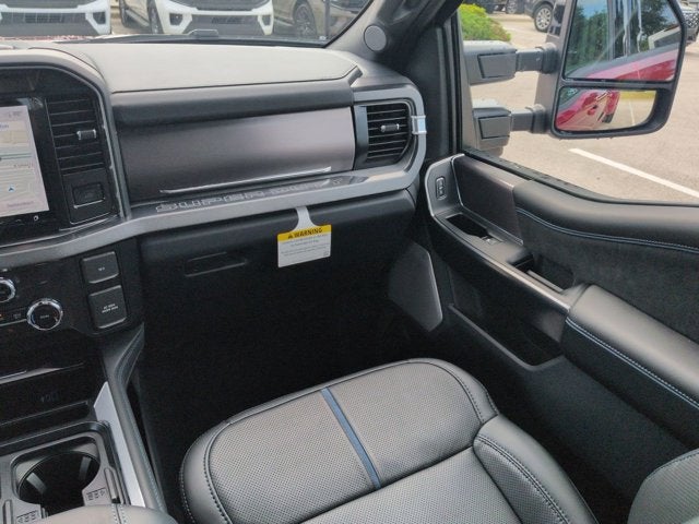 2026 Ford Super Duty F-350 DRW F-350® Platinum®