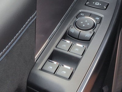 2026 Ford Super Duty F-350 DRW F-350® Platinum®