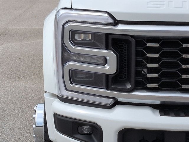 2026 Ford Super Duty F-450 DRW Platinum