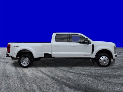 2026 Ford Super Duty F-450 DRW Platinum