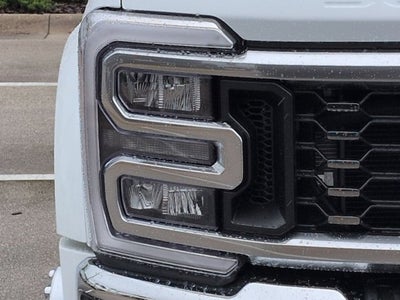 2026 Ford Super Duty F-450 DRW F-450® Lariat®