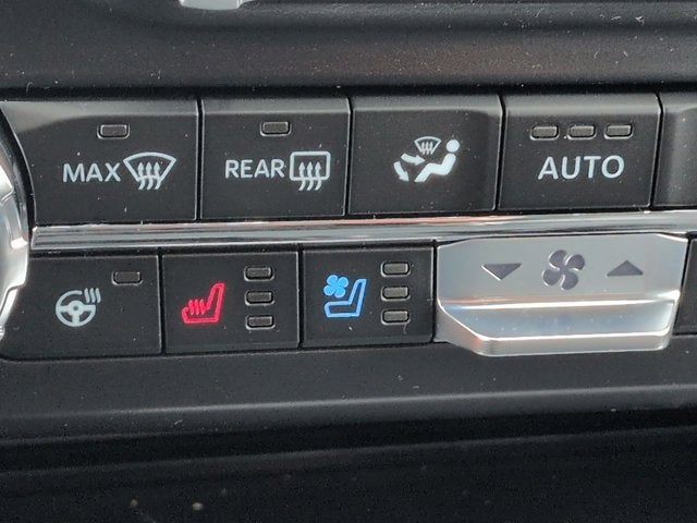 2026 Ford Super Duty F-450 DRW F-450® Lariat®