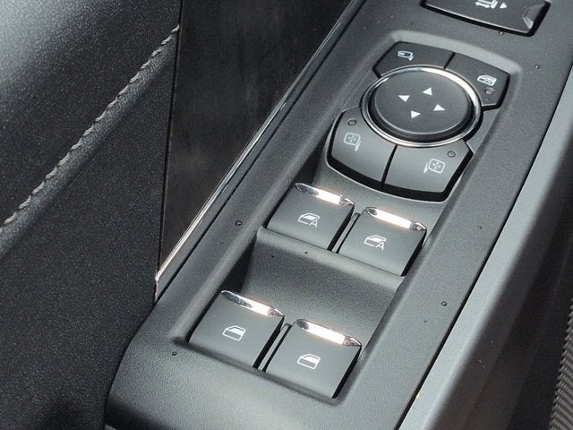 2026 Ford Super Duty F-450 DRW F-450® Lariat®