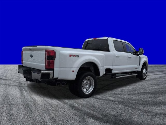 2026 Ford Super Duty F-450 DRW F-450® Lariat®