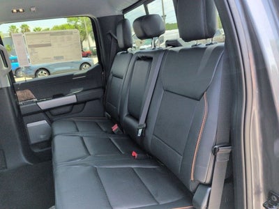 2026 Ford Super Duty F-450 DRW LARIAT
