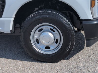 2026 Ford Super Duty F-350 SRW XL