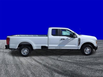 2026 Ford Super Duty F-350 SRW XL