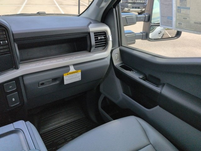 2027 Ford Super Duty F-350 SRW XL