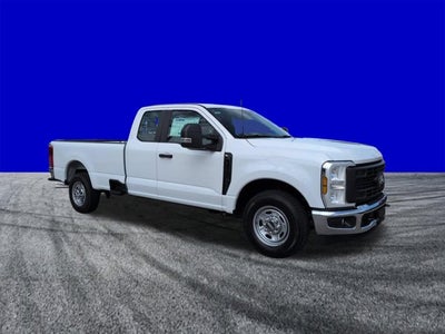 2027 Ford Super Duty F-350 SRW XL