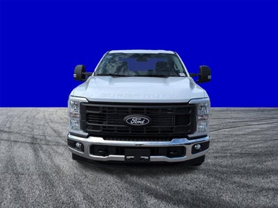 2027 Ford Super Duty F-350 SRW XL