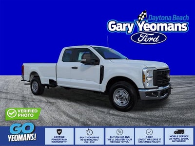 2027 Ford Super Duty F-350 SRW XL