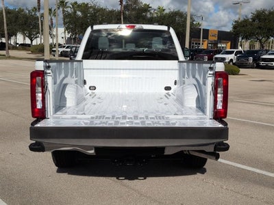 2027 Ford Super Duty F-350 SRW XL