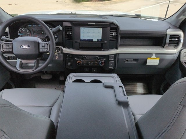 2027 Ford Super Duty F-350 SRW XL