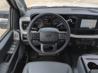 2027 Ford Super Duty F-350 SRW XL